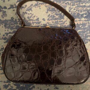Vintage Bellestone Alligator Bag - Non-Smoker Home
